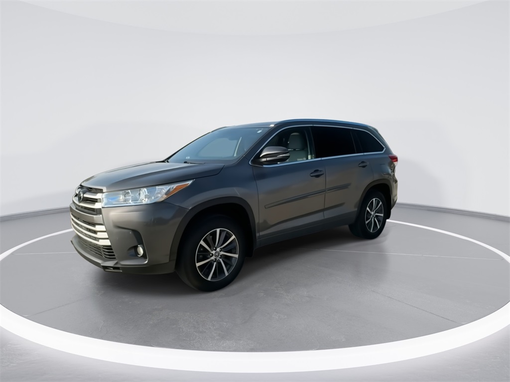 2017 Toyota Highlander XLE 5