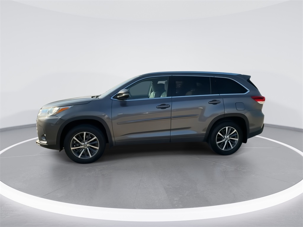 2017 Toyota Highlander XLE 6