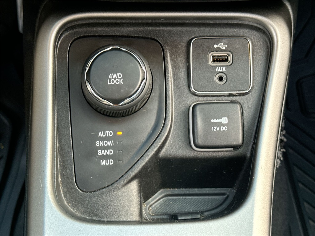 2018 Jeep Compass Latitude 29