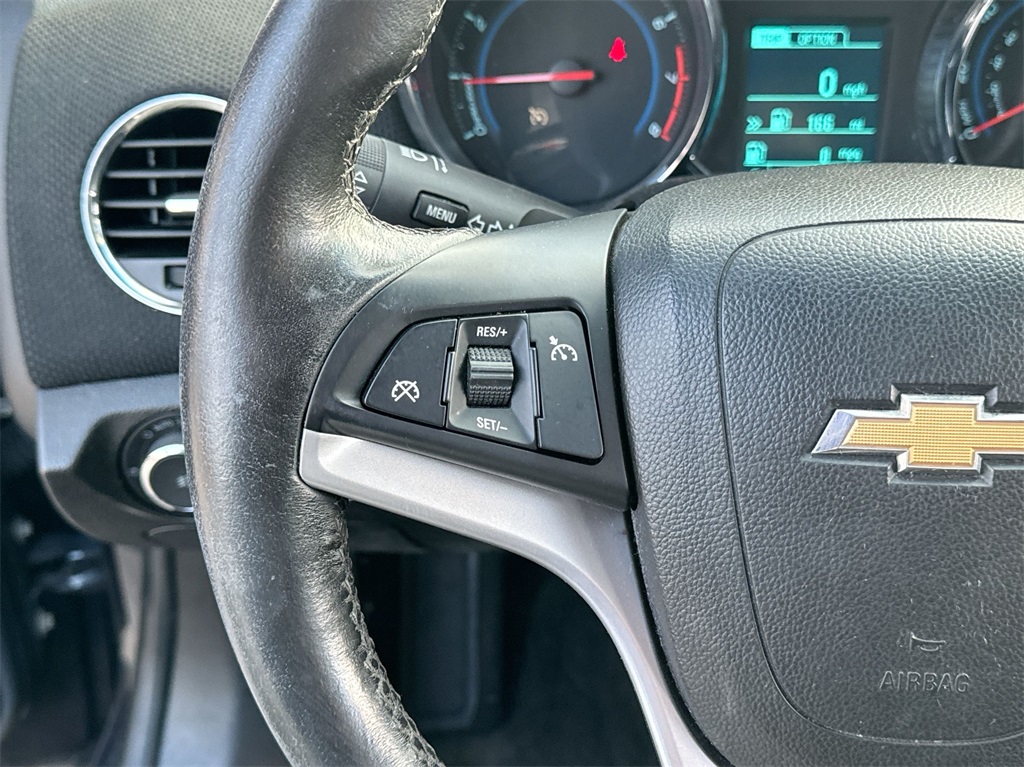 2014 Chevrolet Cruze 1LT 21