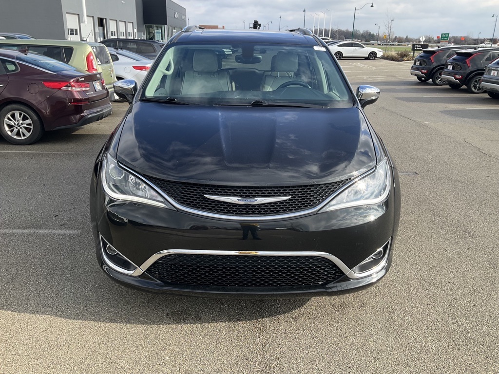 2017 Chrysler Pacifica Limited 2