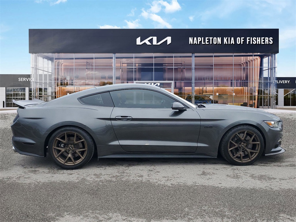 2015 Ford Mustang GT 4