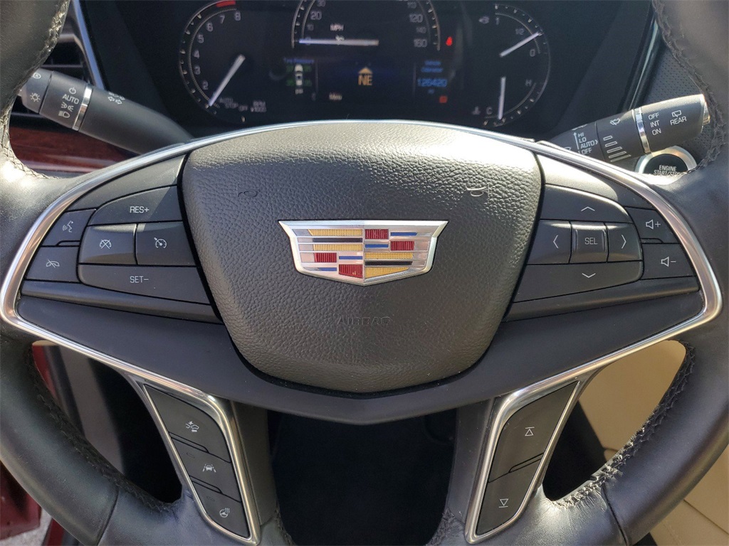 2017 Cadillac XT5 Luxury 10