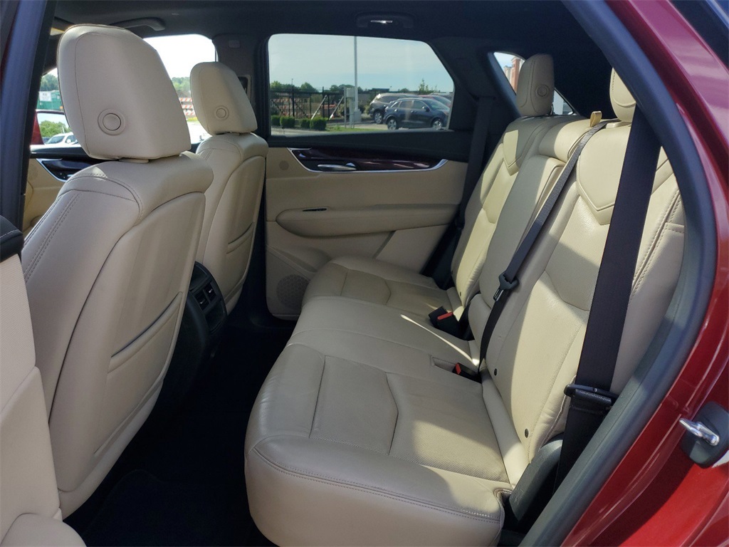 2017 Cadillac XT5 Luxury 19