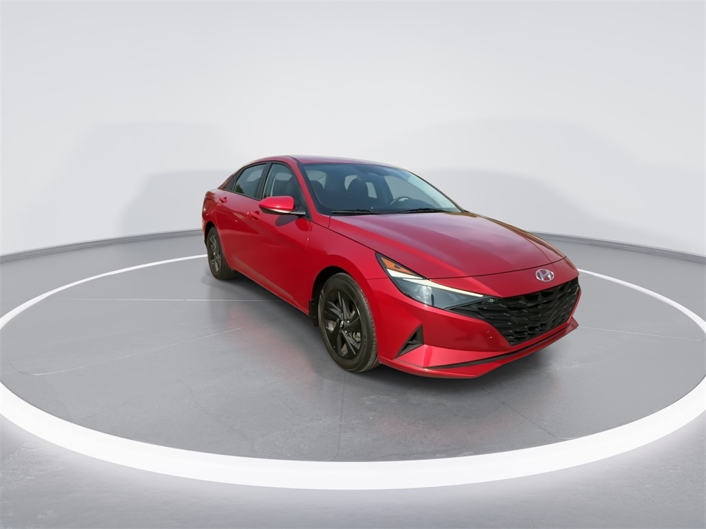 2022 Hyundai Elantra SEL 3