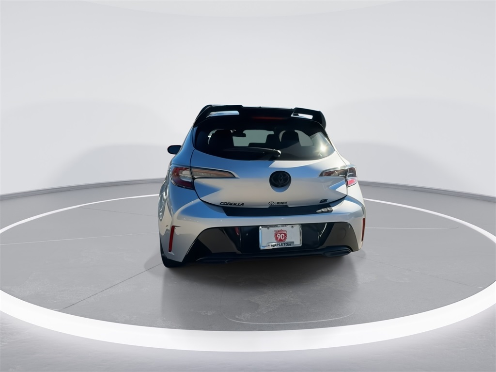 2022 Toyota Corolla Hatchback SE Nightshade Edition 9