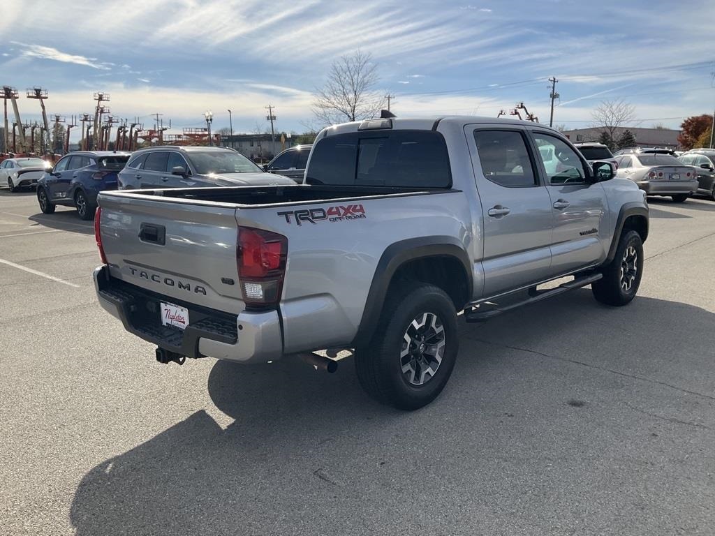 2019 Toyota Tacoma TRD Off-Road 10