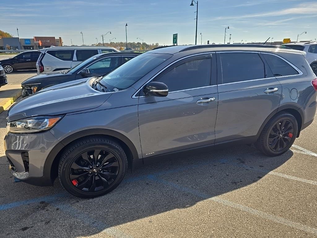 2020 Kia Sorento S 2