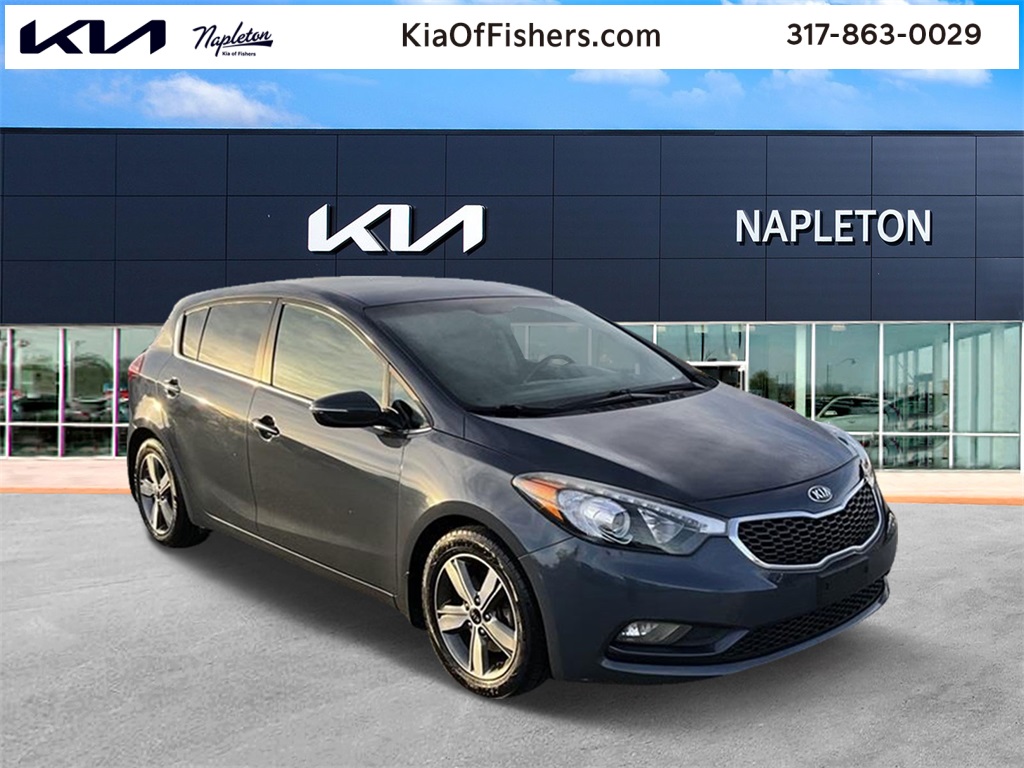 2016 Kia Forte5 EX 1