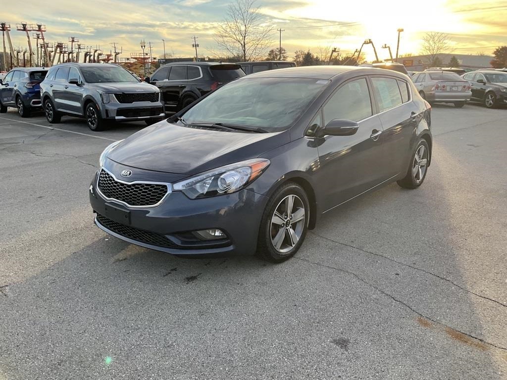 2016 Kia Forte5 EX 5