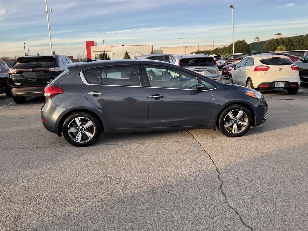 2016 Kia Forte5 EX 11