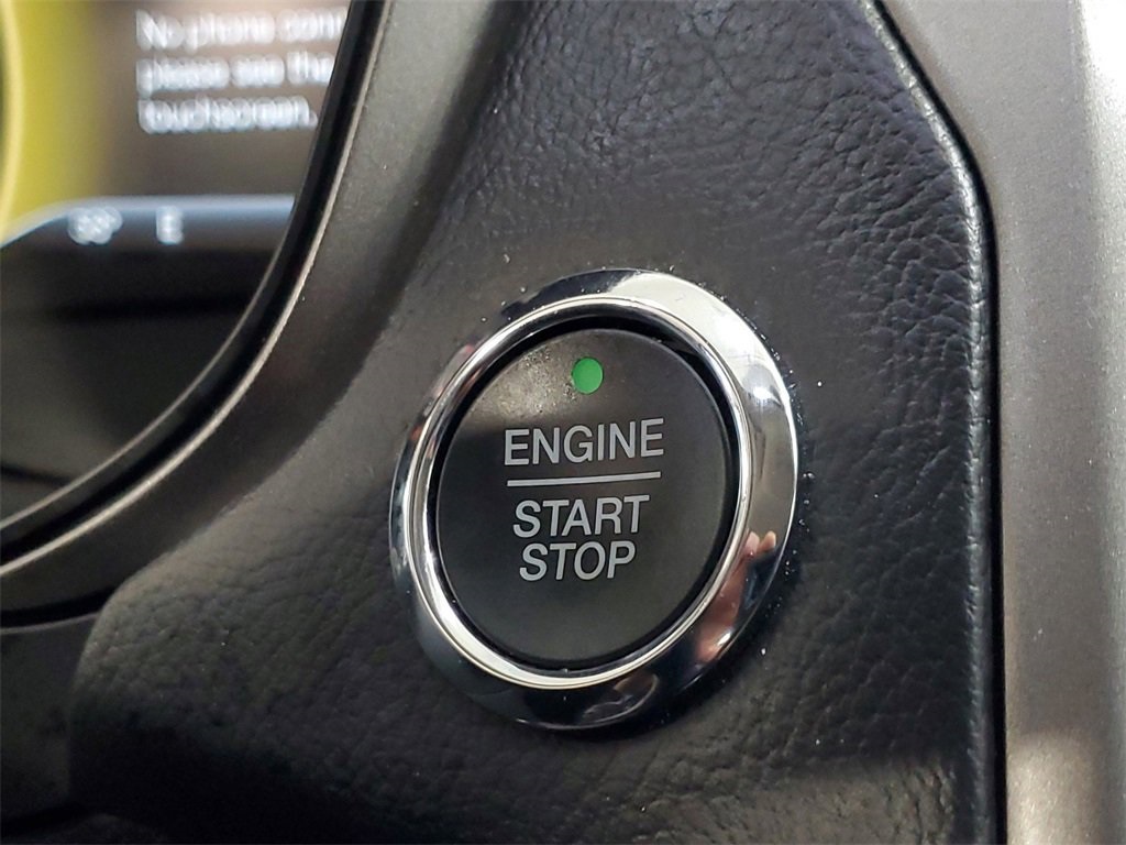 2018 Ford Fusion SE 34