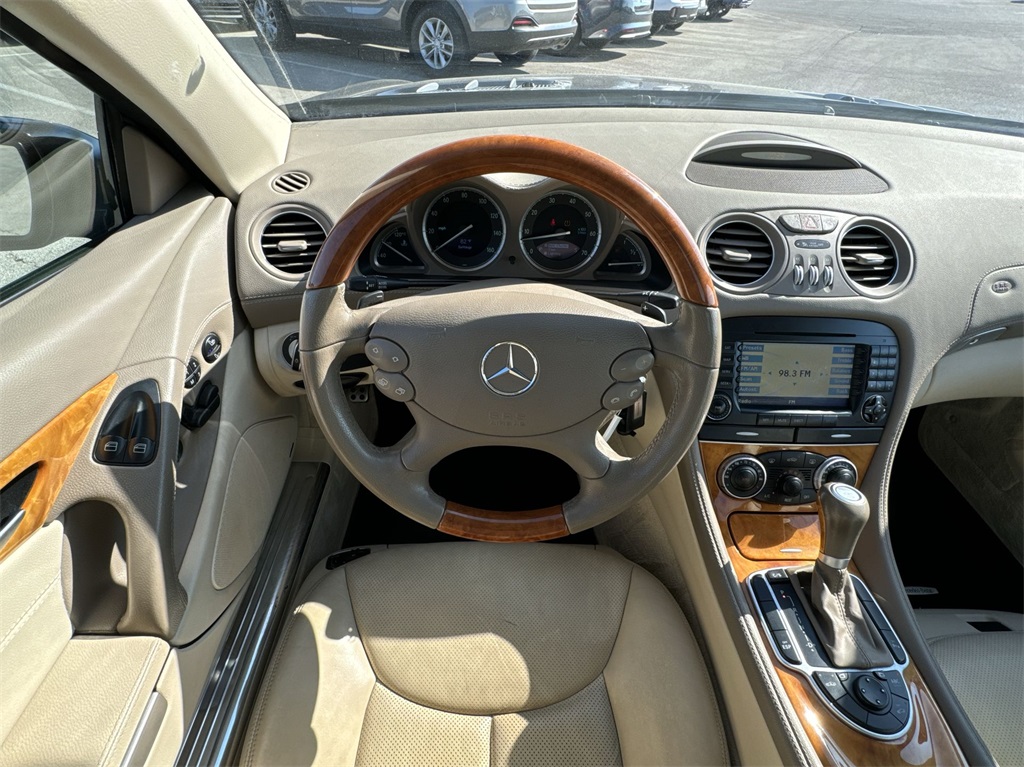 2008 Mercedes-Benz SL-Class SL 550 17