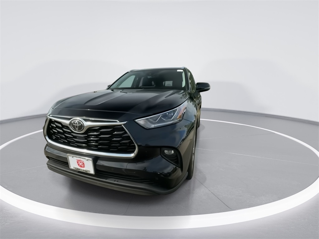 2021 Toyota Highlander Limited 3