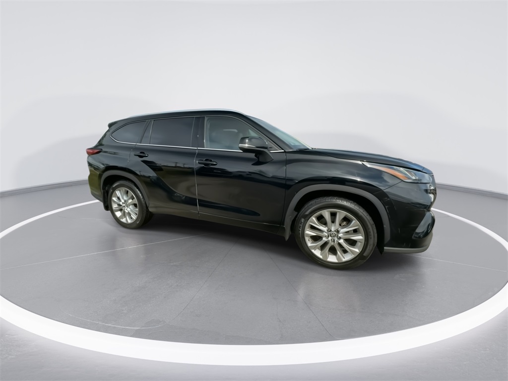 2021 Toyota Highlander Limited 12