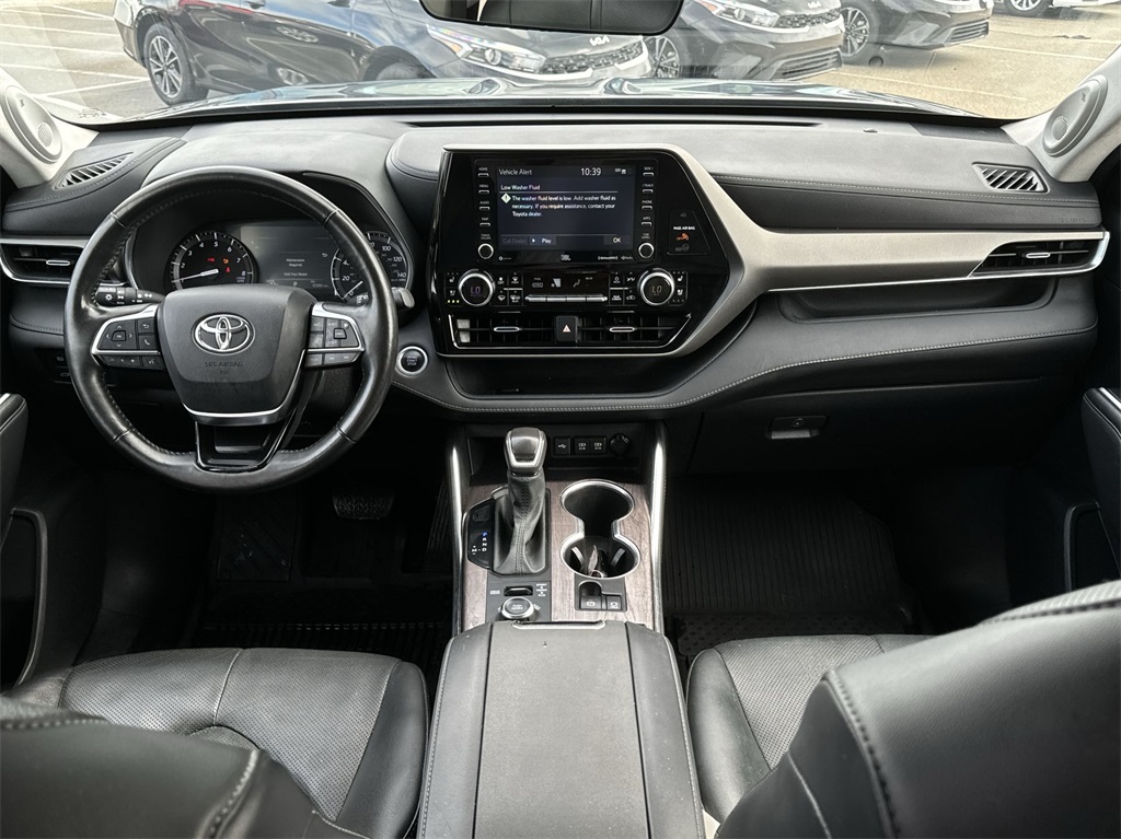 2021 Toyota Highlander Limited 20