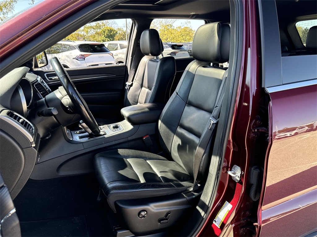 2020 Jeep Grand Cherokee Limited 18