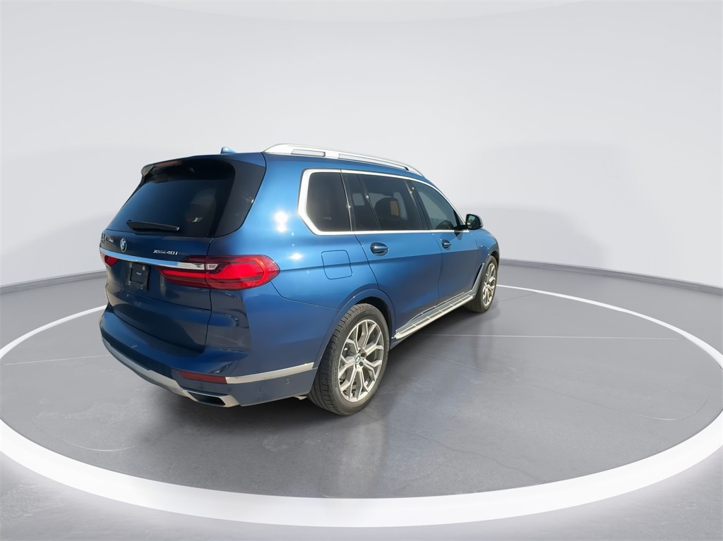 2020 BMW X7 xDrive40i 11