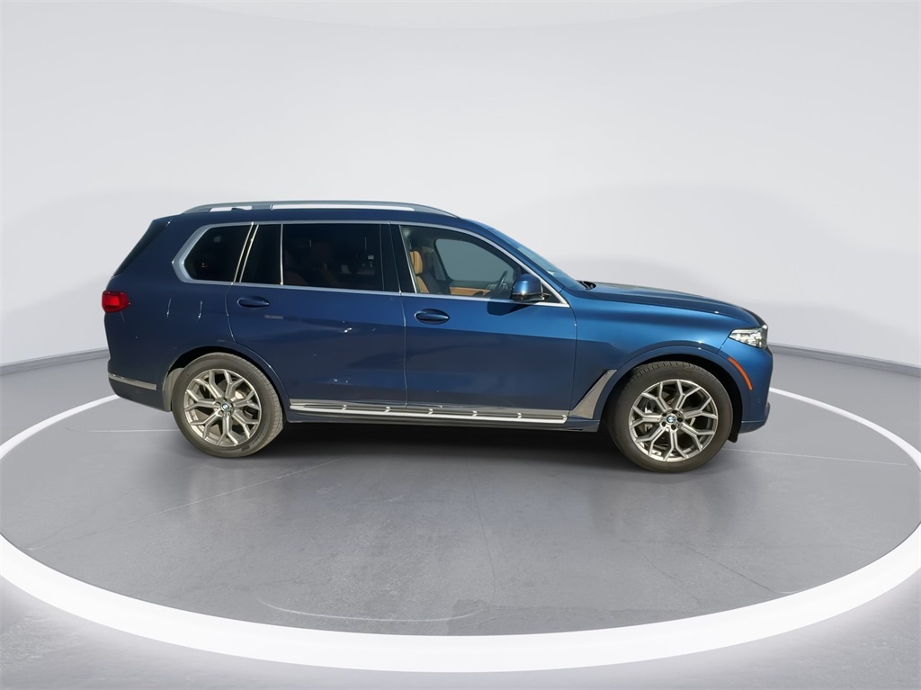 2020 BMW X7 xDrive40i 13