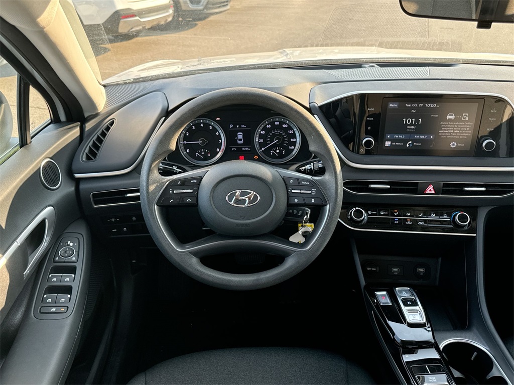 2021 Hyundai Sonata SE 17