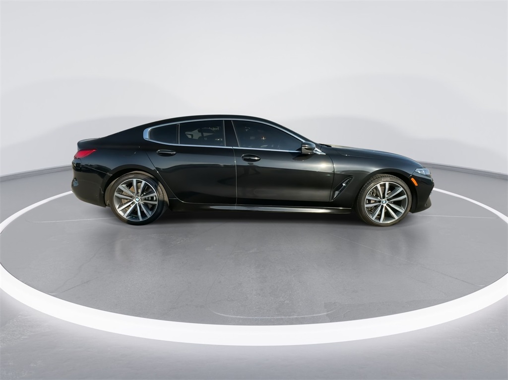 2021 BMW 8 Series 840 12