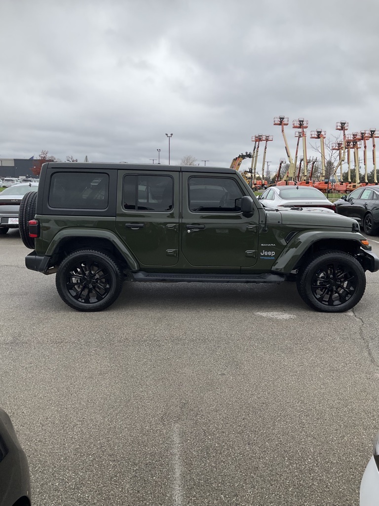 2022 Jeep Wrangler Unlimited Sahara 4xe 8