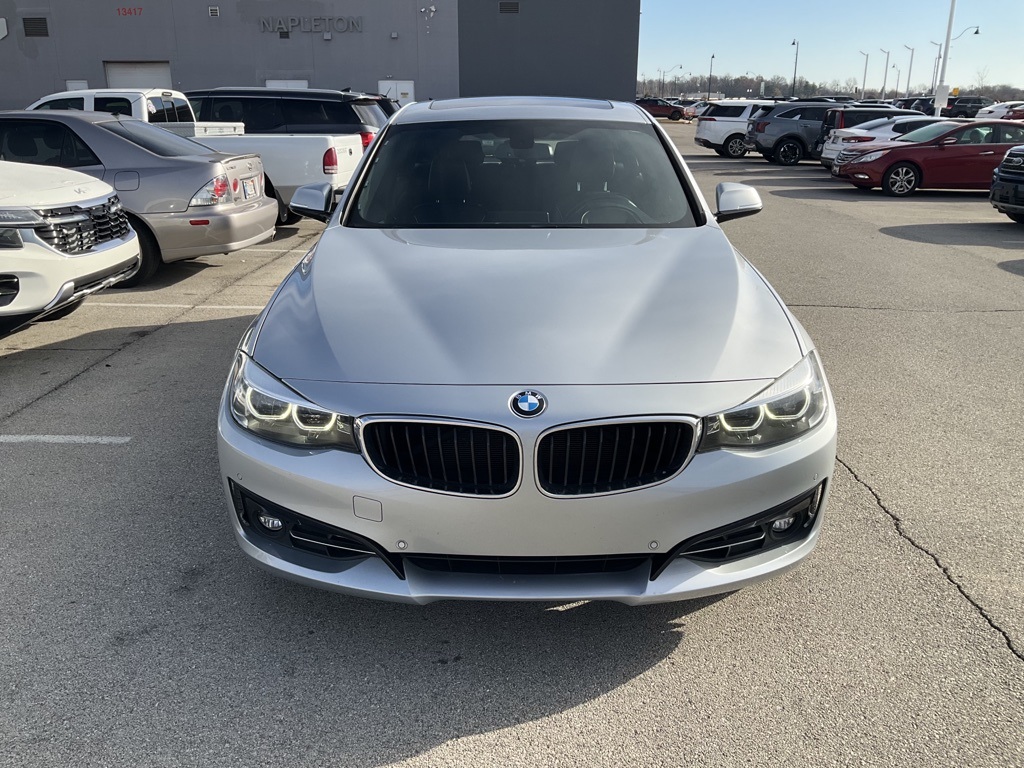 2018 BMW 3 Series 330 Gran Turismo i xDrive 2