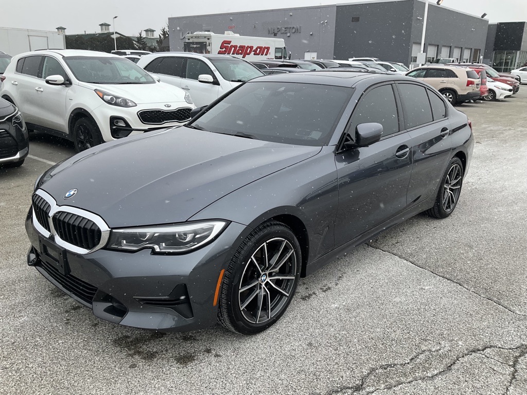 2022 BMW 3 Series 330i xDrive 3