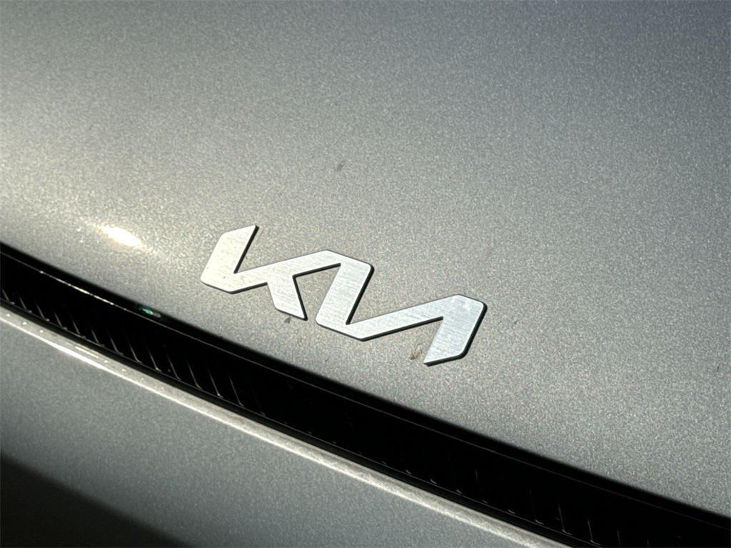 2023 Kia EV6 Wind 14