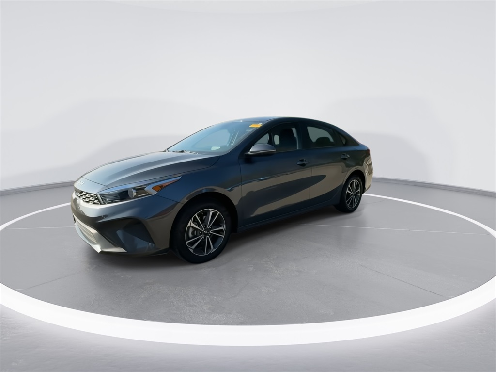 2023 Kia Forte LXS 4