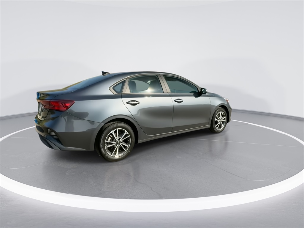 2023 Kia Forte LXS 10