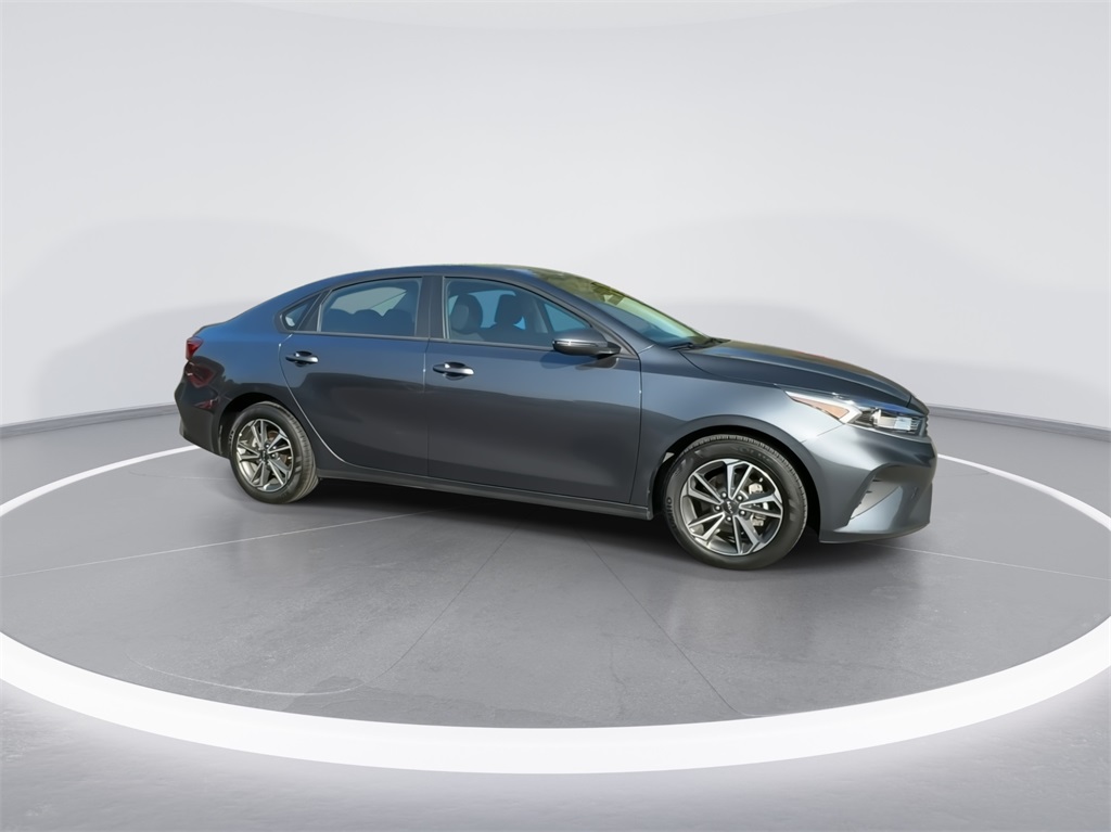 2023 Kia Forte LXS 12