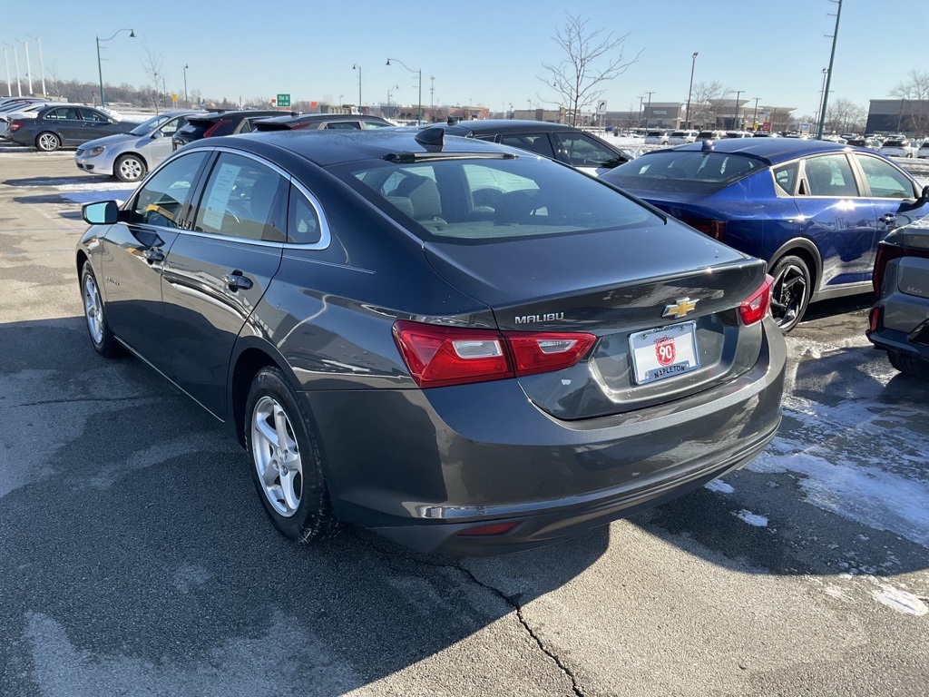 2017 Chevrolet Malibu LS 5