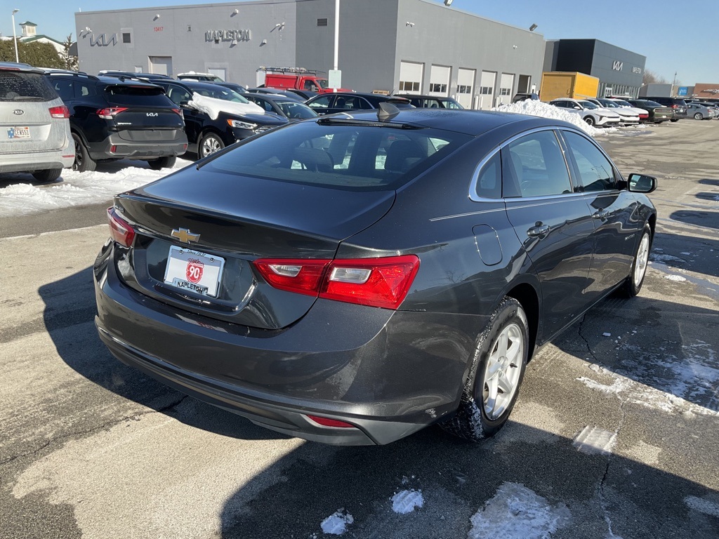 2017 Chevrolet Malibu LS 6