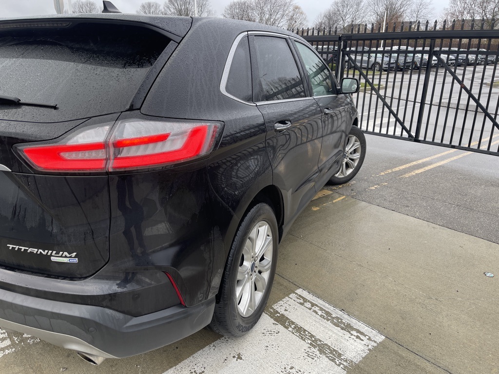 2020 Ford Edge Titanium 3