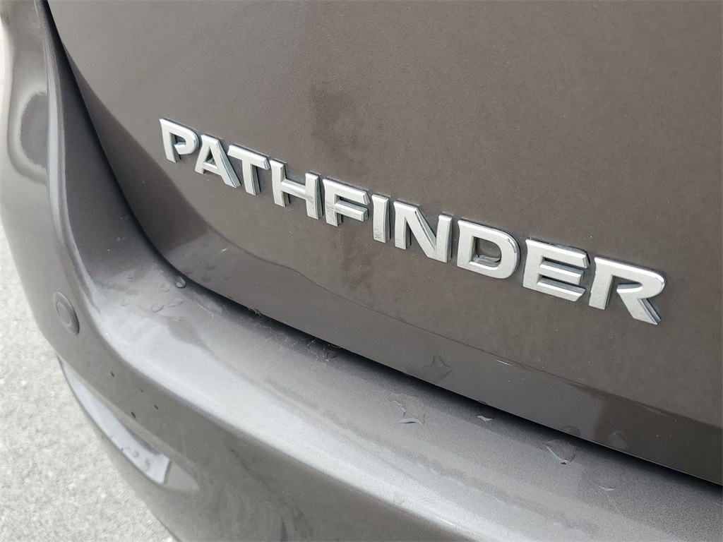2016 Nissan Pathfinder SV 7