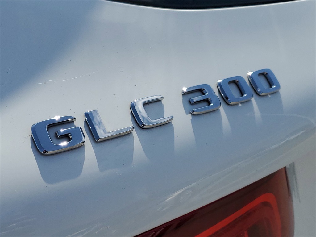 2022 Mercedes-Benz GLC GLC 300 34