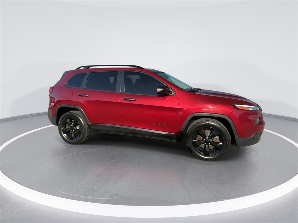 2016 Jeep Cherokee Sport 12