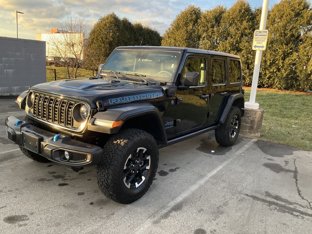 2024 Jeep Wrangler Rubicon 4xe 3