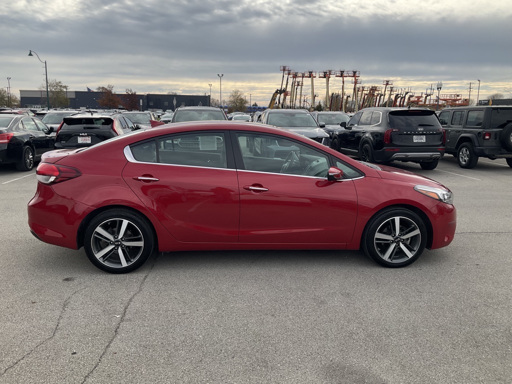 2017 Kia Forte EX 8