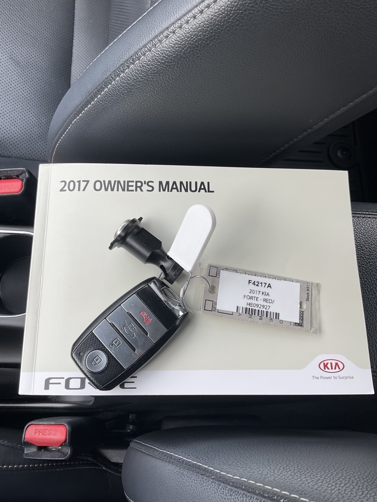 2017 Kia Forte EX 22