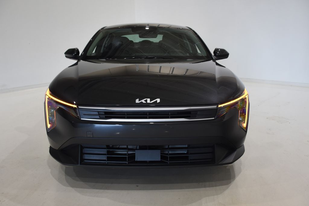 2025 Kia K4 LXS 2