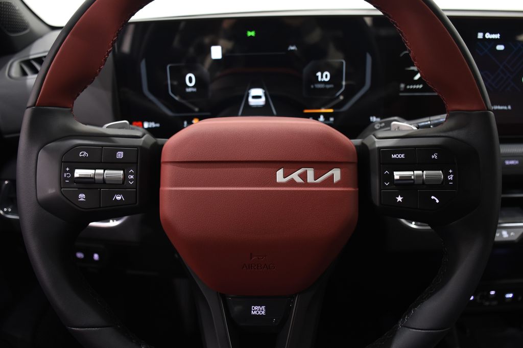 2025 Kia K4 GT-Line 10