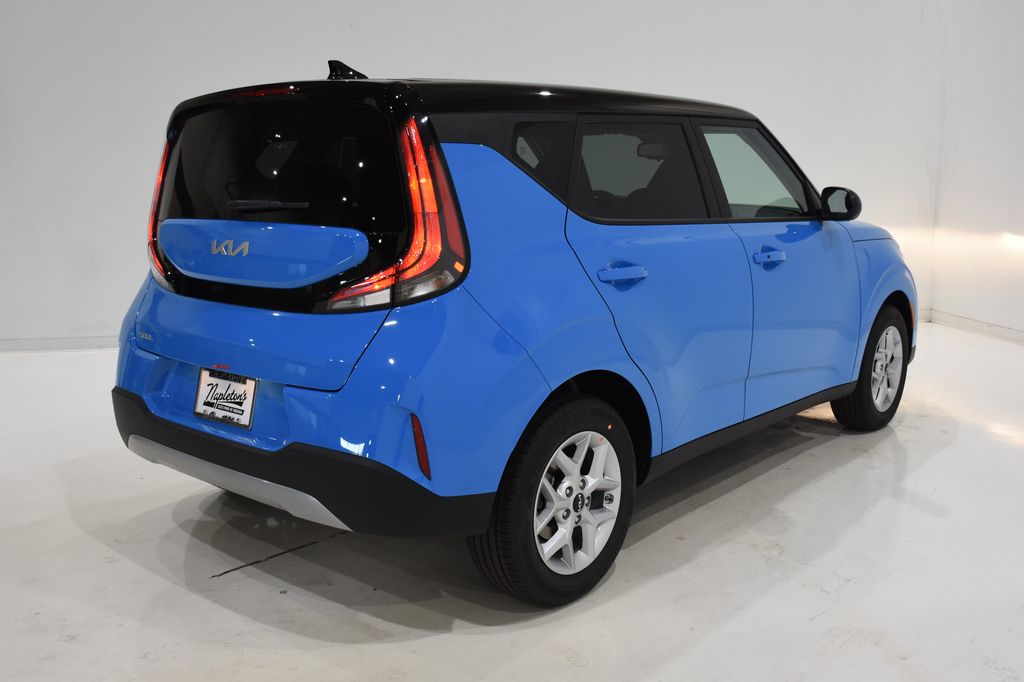 2025 Kia Soul S 4