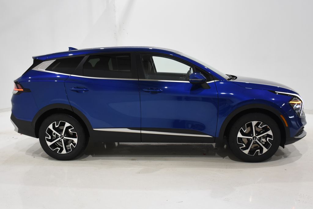 2025 Kia Sportage EX 3