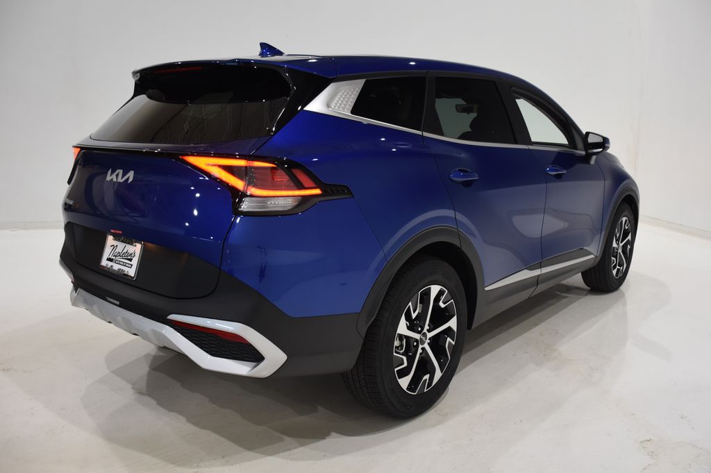 2025 Kia Sportage EX 4