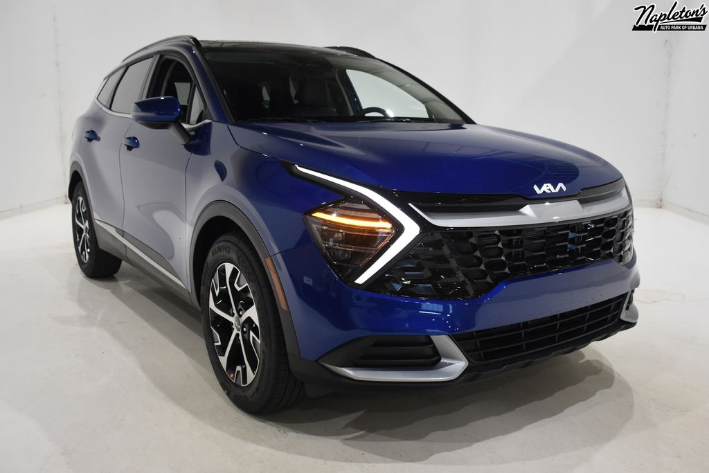 2025 Kia Sportage EX 1