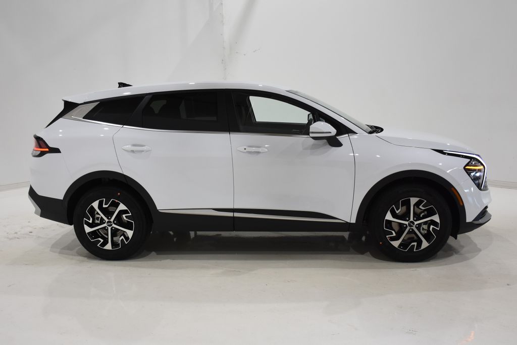 2025 Kia Sportage EX 3