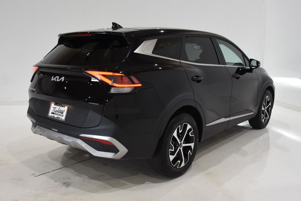 2023 Kia Sportage EX 4