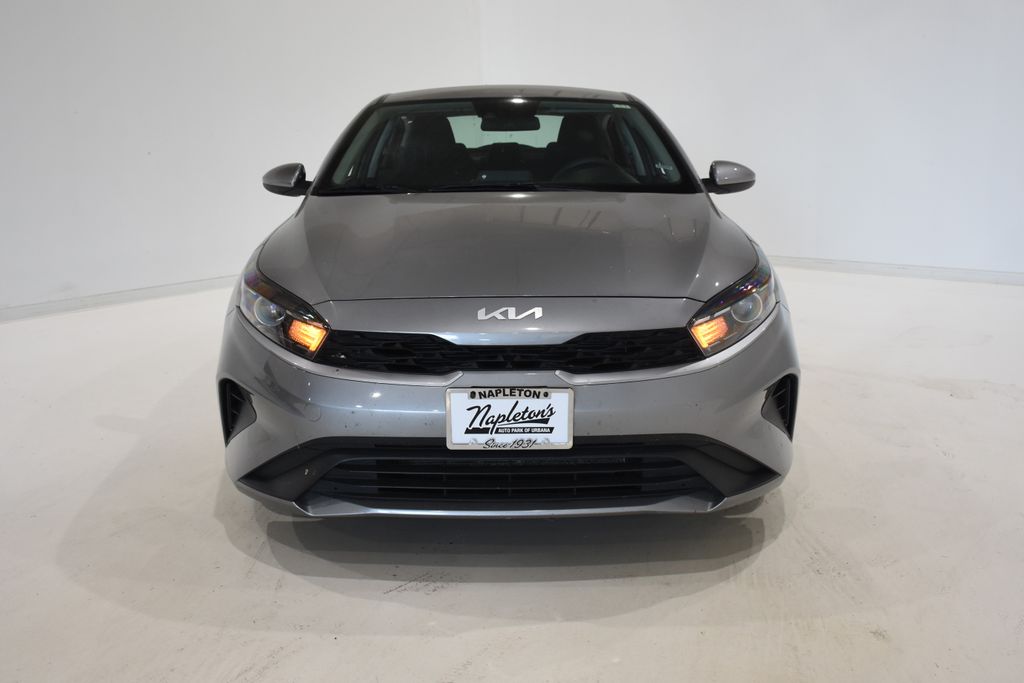 2023 Kia Forte LXS 2